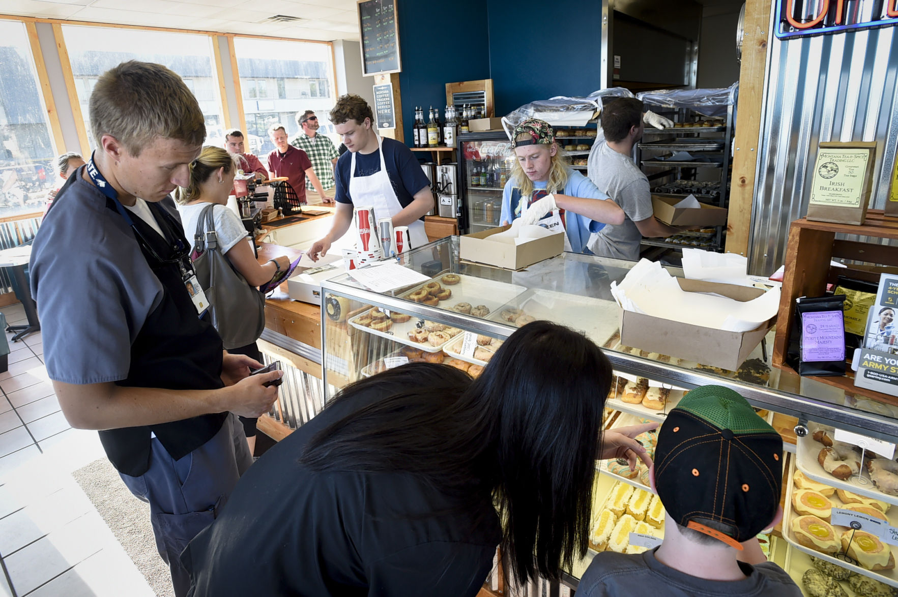 071516-ir-biz-donuts-1.jpg (copy)